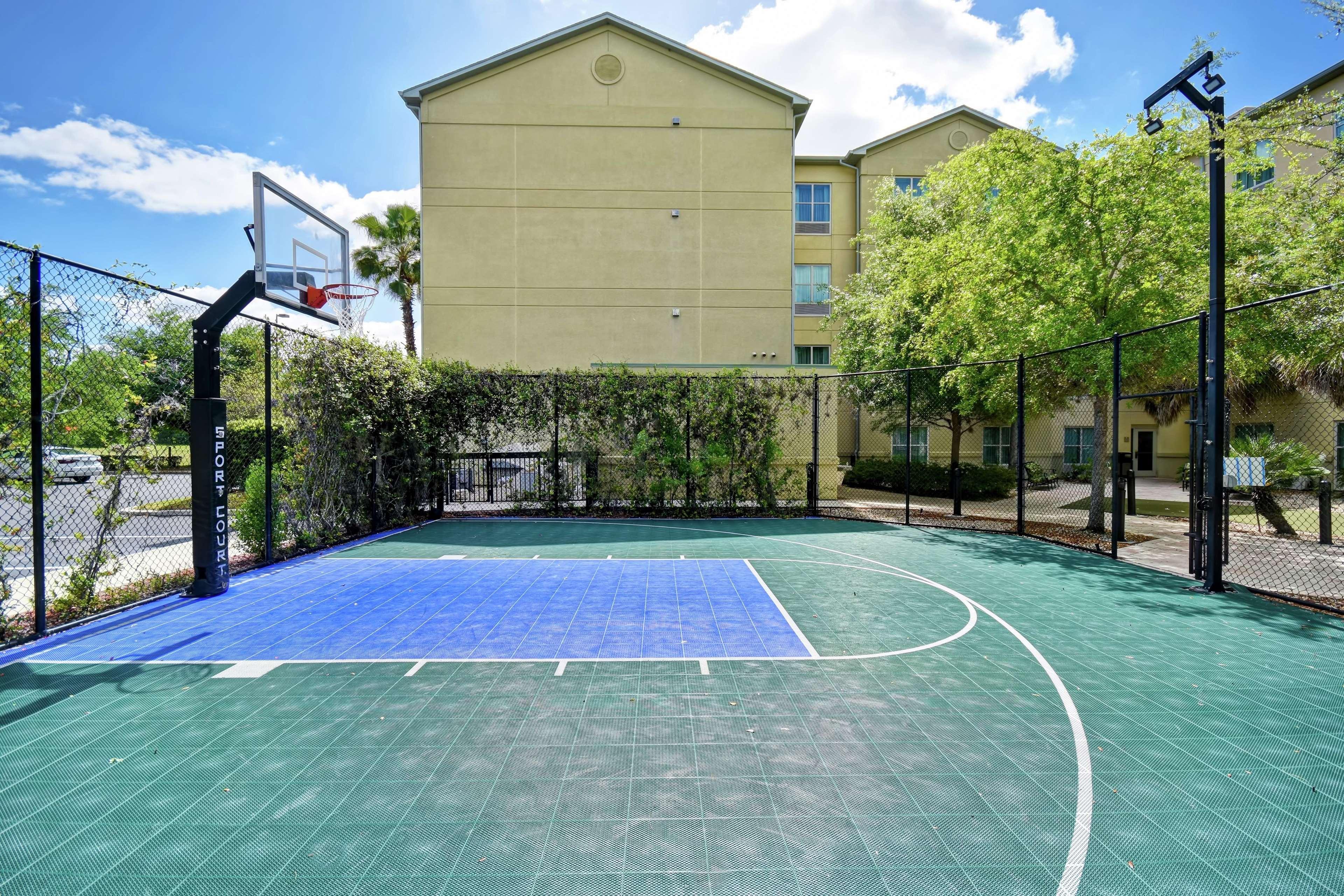 Homewood By Hilton At Heath Brook Hotel 3*