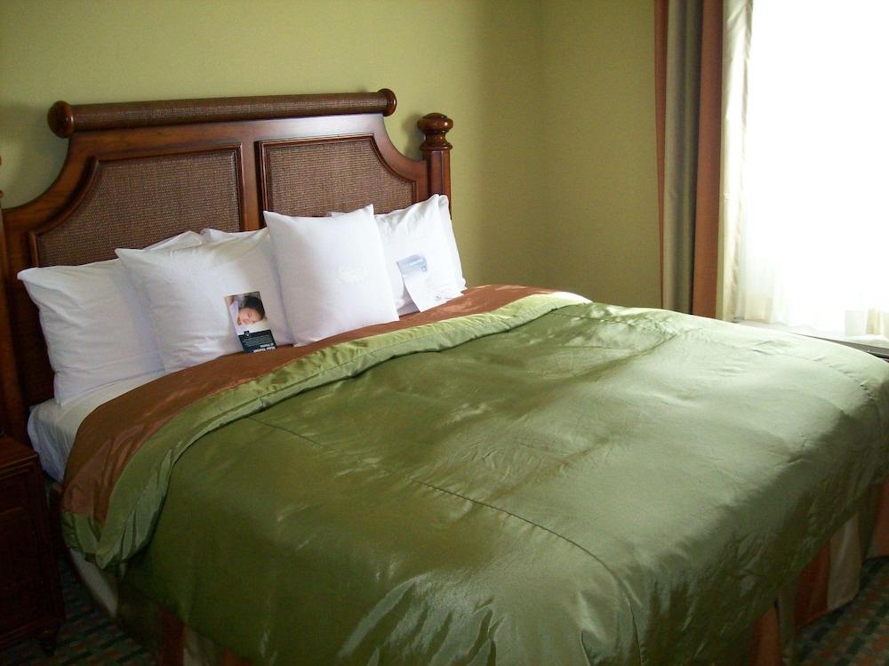 Homewood By Hilton At Heath Brook Hotel 3*