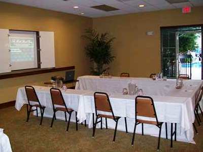 Homewood By Hilton At Heath Brook Hotel 3*